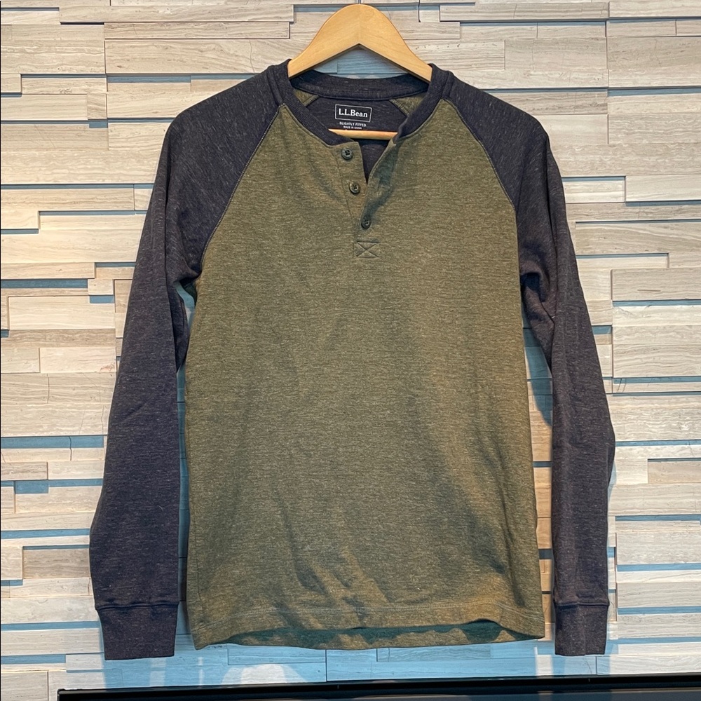 L.L. Bean Men's Olive and Charcoal Henley River Driver shirt, NWOT, size S